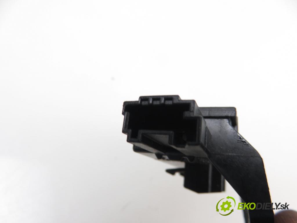 OPEL MERIVA B nadwozie wielkoprzestrzenne (MPV) (S10) MINIVAN 2010 1398,00 Czujniki uderzenia 1398,00 Snímač nárazu 13284108 (Snímače nárazu)