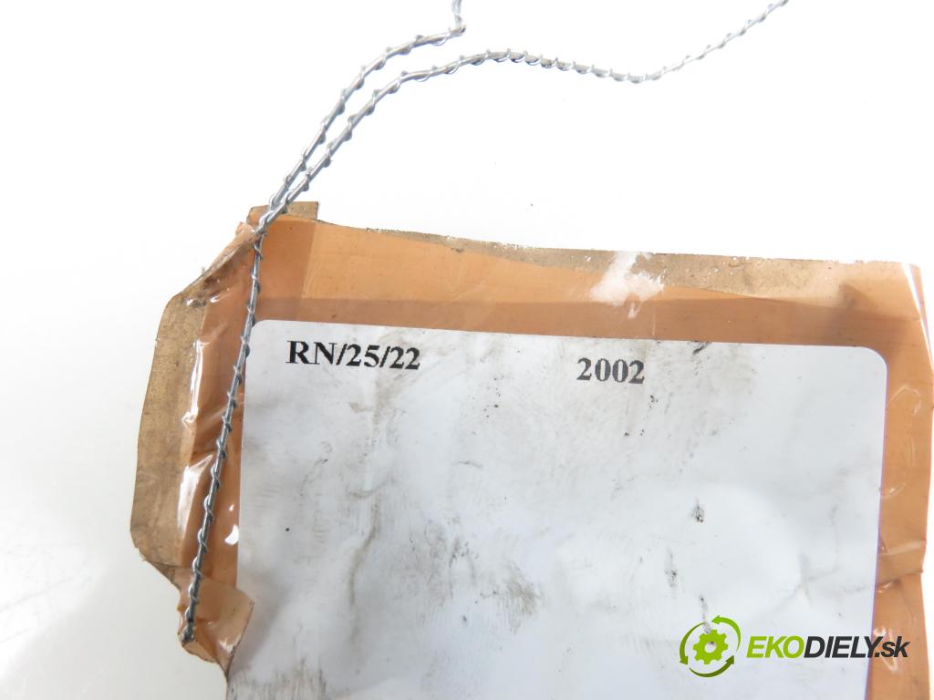 HYUNDAI SANTA FÉ I (SM) SUV 2002 1991,00 Przepływomierze 1991,00 váha vzduchu vzduchu F00C2G2048;0281002447;2816427000