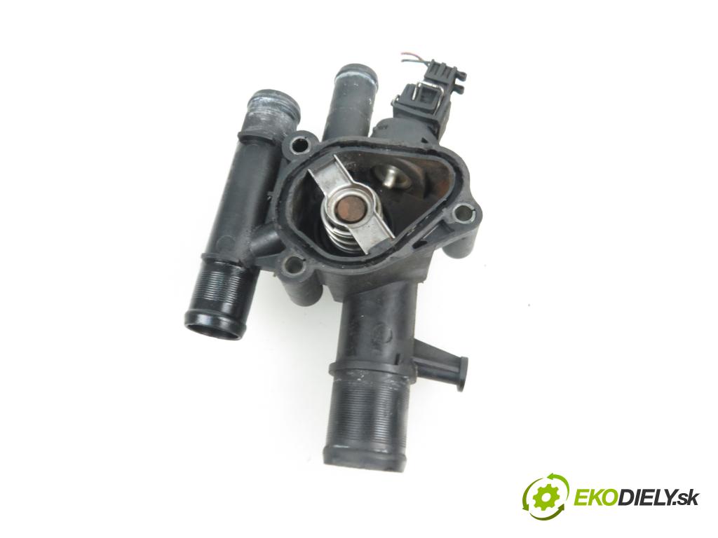 SUZUKI GRAND VITARA II (JT, TE, TD) SUV 2008 1870,00 Obudowy termostatów 1870,00 obal termostatu 8200112054b (Termostaty)