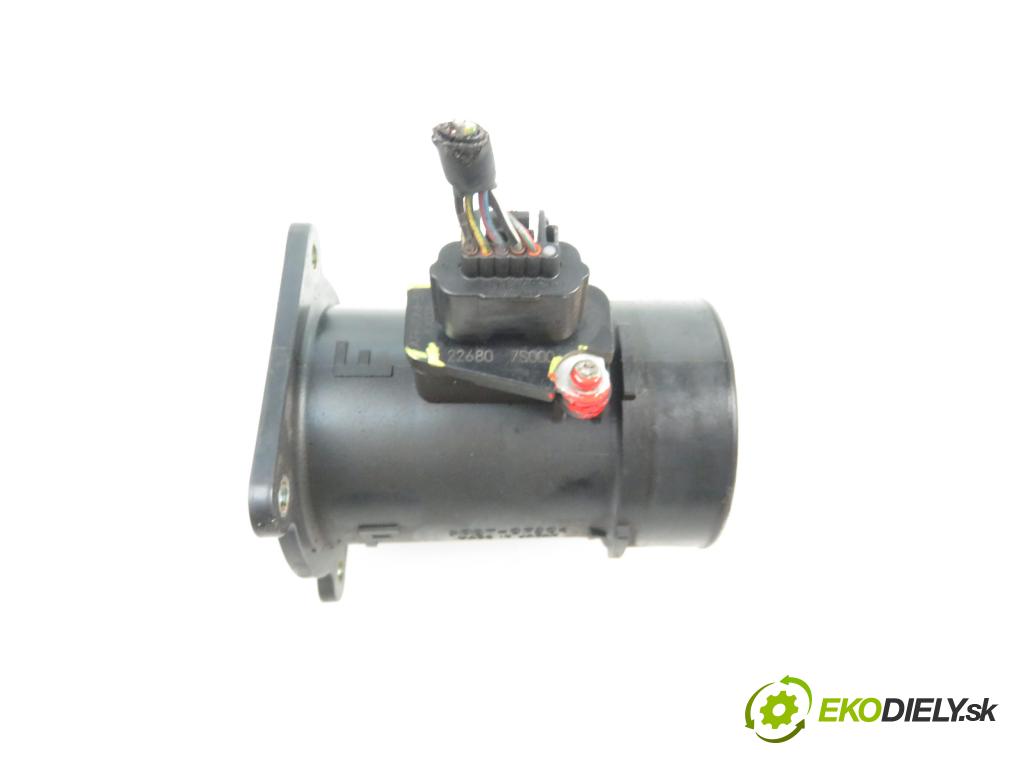 NISSAN SENTRA V (B15) SEDAN 2005 1769,00 Przepływomierze 1769,00 váha vzduchu vzduchu AFF70M38