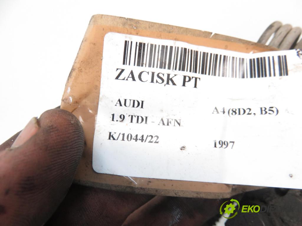 AUDI A4 (8D2, B5) SEDAN 1997 1896,00 Zaciski 1896,00 Brzdič strmeň pravé zadné 