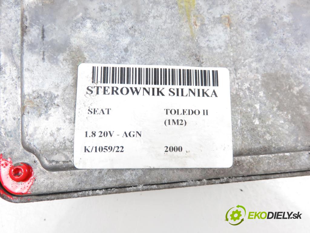 SEAT TOLEDO II (1M2) SEDAN 2000 1781,00 Sterowniki silnika 1781,00 Riadiaca jednotka Motor 06A906018FR;0261206512