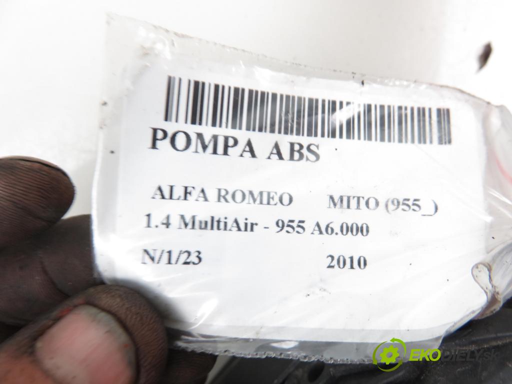 ALFA ROMEO MITO (955_) HB 2010 1368,00 Sterowniki ABS 1368,00 pumpa ABS 51879980 (Pumpy brzdové)