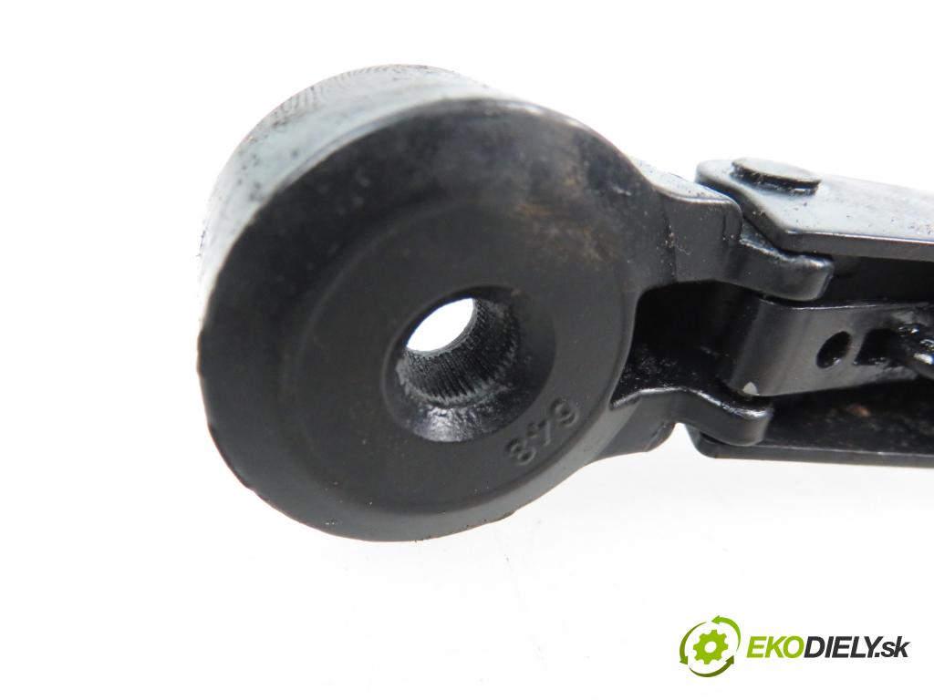 DODGE CALIBER HB 2006 1968,00 Ramiona wycieraczek 1968,00 RAMENO: stierače zad