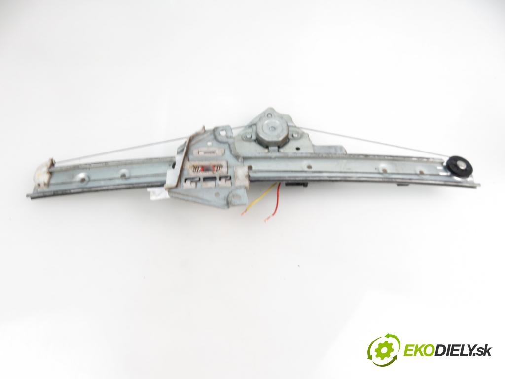 SUZUKI GRAND VITARA II (JT, TE, TD) SUV 2008 1870,00 Podnośniki szyb 1870,00 Mechanizmus okien 8346065J00;2621003530