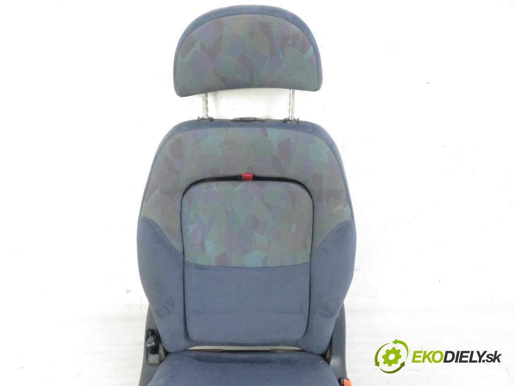 FORD GALAXY (WGR) MINIVAN 1998 1896,00 Fotele, kanapy 1896,00 Sedadlo 2 RIADOK: pravy