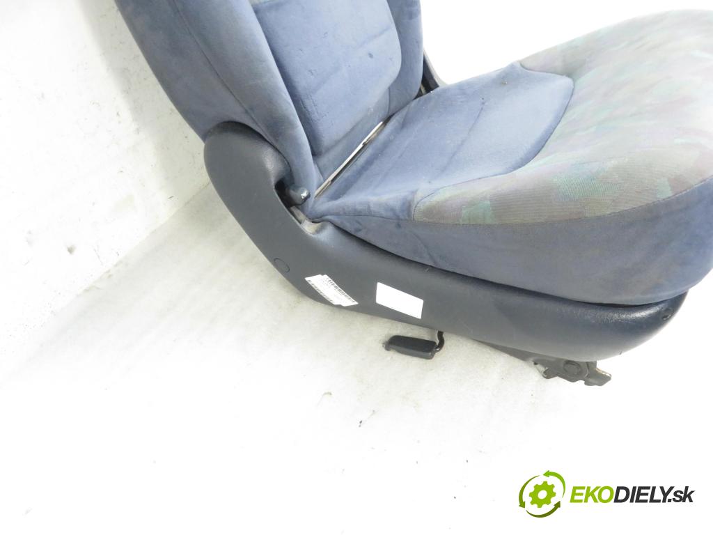 FORD GALAXY (WGR) MINIVAN 1998 1896,00 Fotele, kanapy 1896,00 Sedadlo 2 RIADOK: pravy