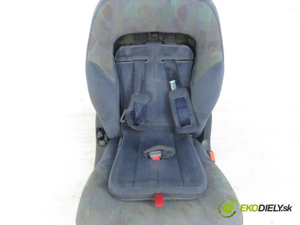 FORD GALAXY (WGR) MINIVAN 1998 1896,00 Fotele, kanapy 1896,00 Sedadlo 2 RIADOK: pravy