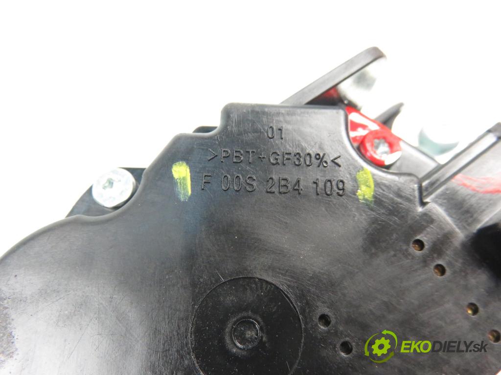 KIA PRO CEE´D (JD) HB 2014 1582,00 Silniki wycieraczek 1582,00 Motorček stierače ZADNÉ: F00S2B2236;98700A2700