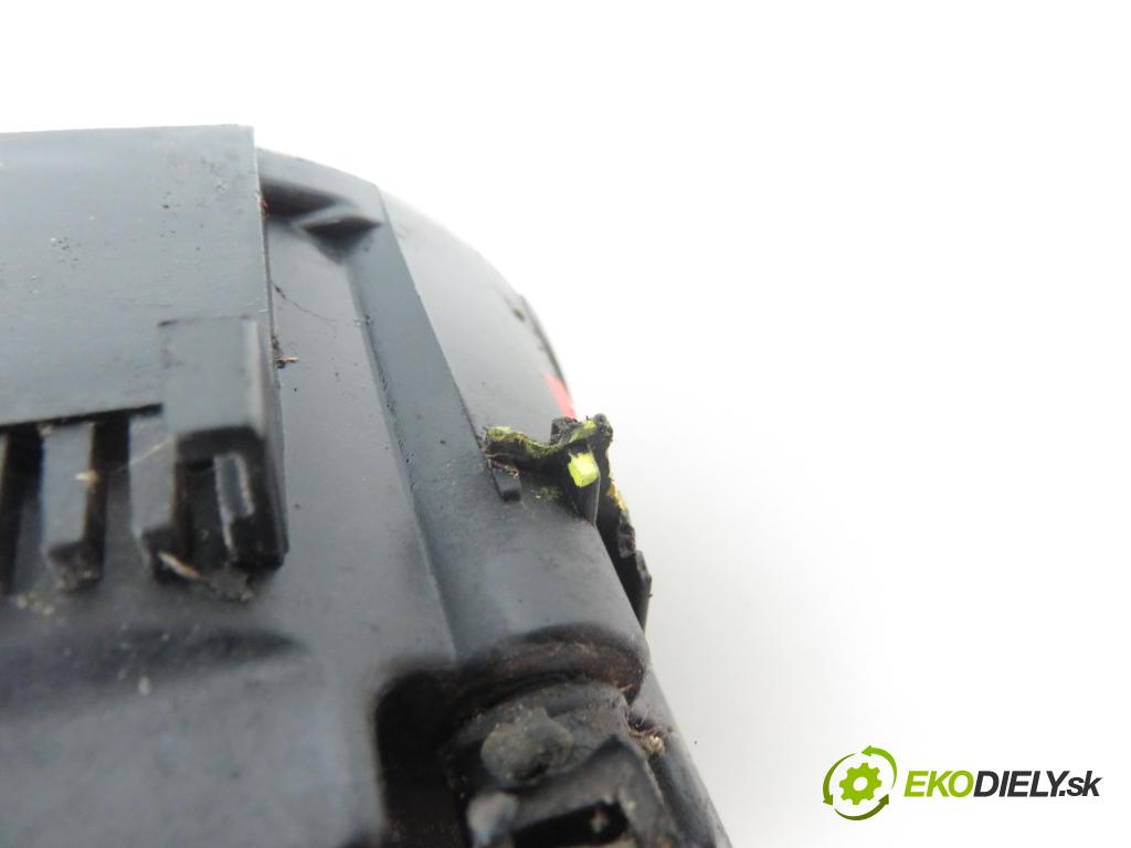 CITROEN C4 I (LC_) HB 2004 1997,00 Lampy przeciwmgielne 1997,00 hmlové svetlo, hmlovka L