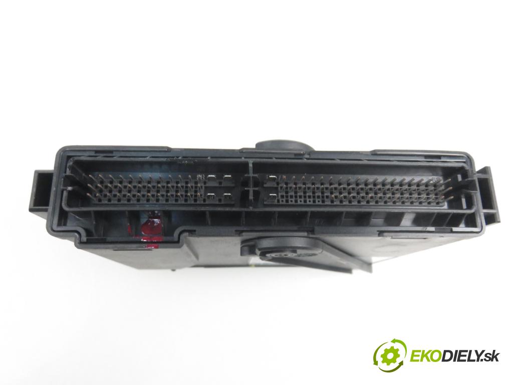 OPEL CORSA C (X01) HB 2000 1686,00 Moduły komfortu 1686,00 MODUL komfortu 09115096;313203739