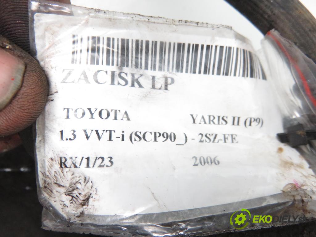 TOYOTA YARIS (_P9_) HB 2006 1298,00 Zaciski 1298,00 Brzdič strmeň LP