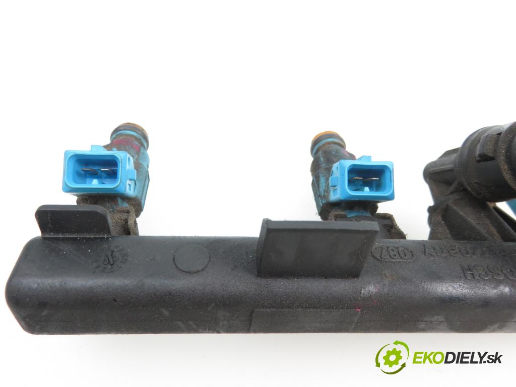 FIAT SIENA (178_) / ALBEA SEDAN 2004 1242,00 Listwy wtryskowe 1242,00 Lišta vstrekovacia 0280151;0280155816 (Vstrekovacie lišty)