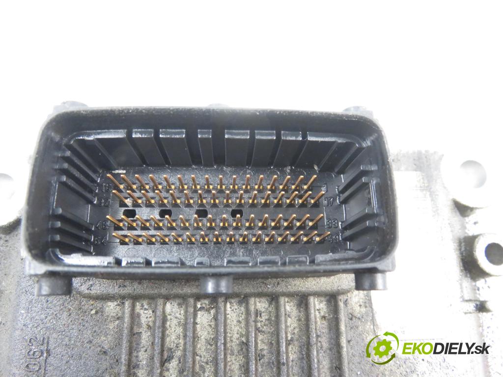 FIAT SIENA (178_) / ALBEA SEDAN 2004 1242,00 Sterowniki silnika 1242,00 Riadiaca jednotka Motor 0261207490;1039S01950