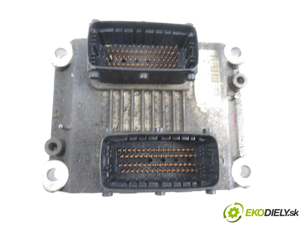 FIAT SIENA (178_) / ALBEA SEDAN 2004 1242,00 Sterowniki silnika 1242,00 Riadiaca jednotka Motor 0261207490;1039S01950