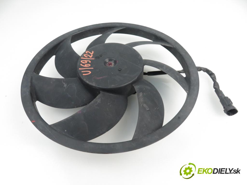 PEUGEOT 3008 nadwozie wielkoprzestrzenne (MPV) (0U_) SUV 2013 1997,00 Wentylatory 1997,00 Ventilátor chladič vody M153278;A08111055J
