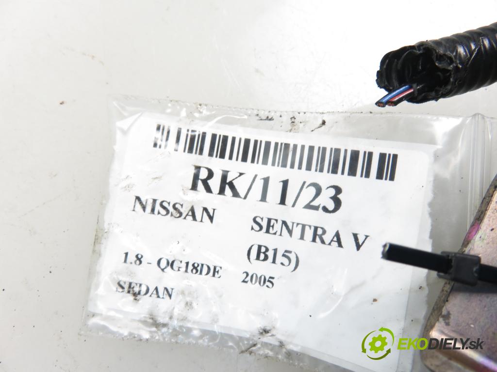 NISSAN SENTRA V (B15) SEDAN 2005 1769,00 Listwy wtryskowe 1769,00 Lišta vstrekovacia 0280156159;166004Z800 (Vstrekovacie lišty)