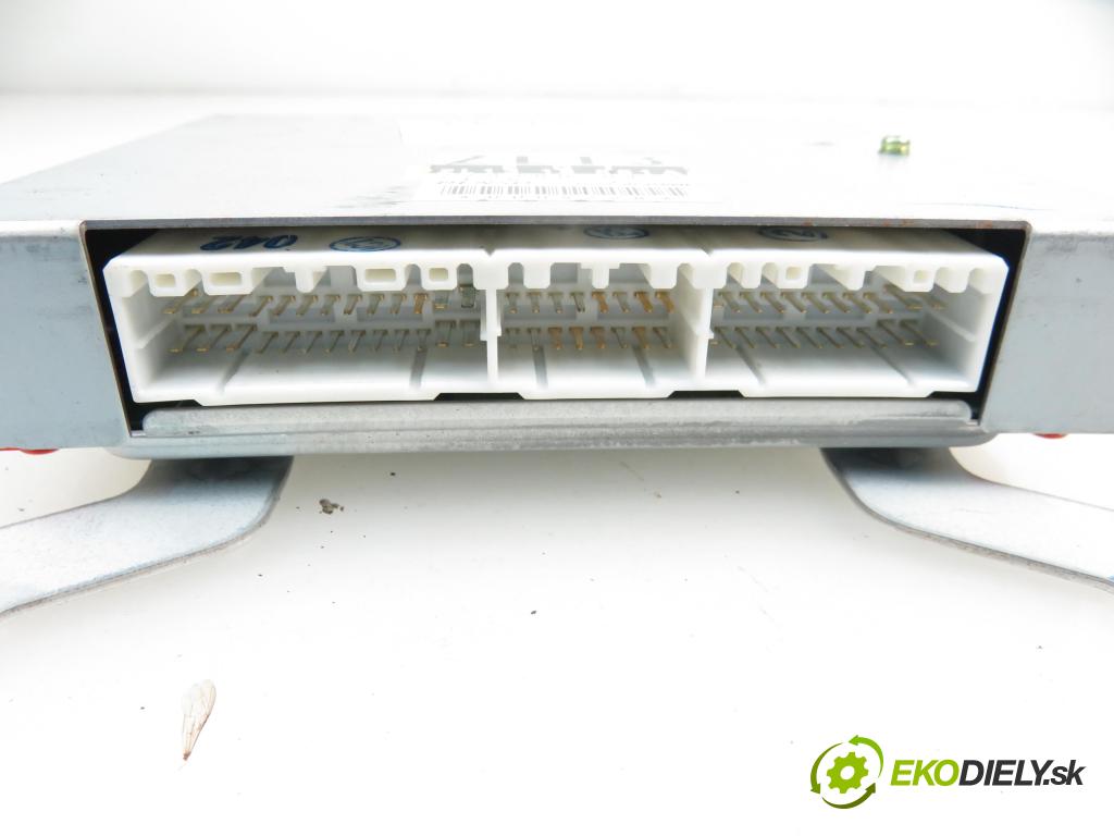 MAZDA 323 F VI (BJ) HB 2000 65,00 1.5 16V - ZL06 1498,00 Riadiaca jednotka Motor ZL1318881A