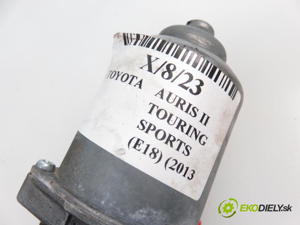 TOYOTA AURIS TOURING SPORTS (_E18_) KOMBI 2014 1364,00 Silniki wycieraczek 1364,00 Motorček stieračov predný 8511002340
