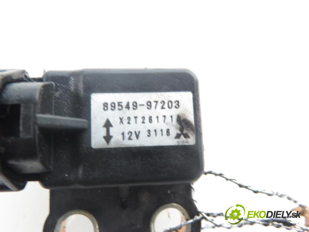 DAIHATSU TERIOS (J1_) SUV 2003 1298,00 Czujniki uderzenia 1298,00 Snímač nárazu 8954997203 (Snímače nárazu)