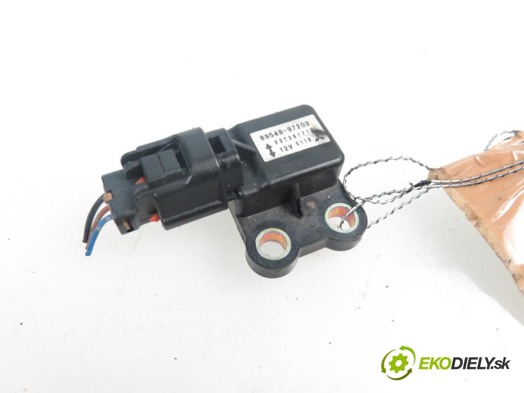 DAIHATSU TERIOS (J1_) SUV 2003 1298,00 Czujniki uderzenia 1298,00 Snímač nárazu 8954997203 (Snímače nárazu)