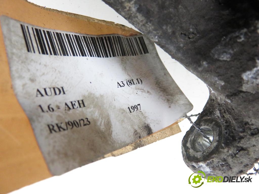 AUDI A3 (8L1) HB 1997 1595,00 Zaciski 1595,00 Brzdič strmeň pravé zadné