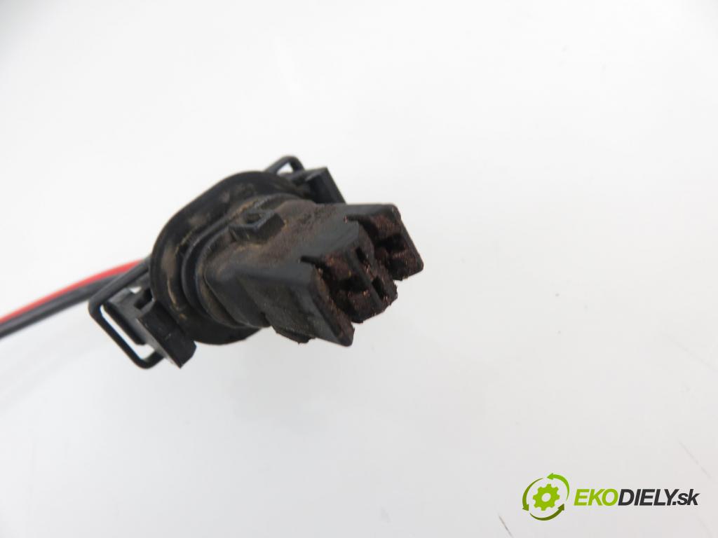 RENAULT SCENIC I (JA0/1_) MINIVAN 2000 75,00 1.9 dCi 102 - F9Q 732 1870,00 rezistor / reostat kúrenia