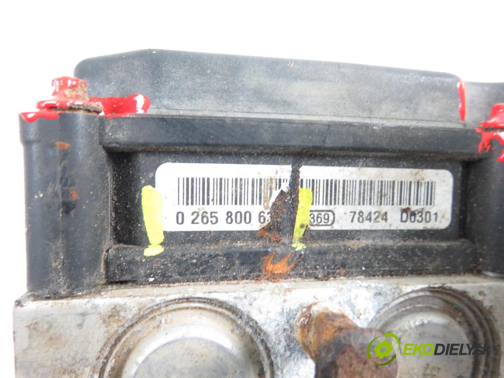 HYUNDAI i30 (FD) HB 2008 1396,00 Sterowniki ABS 1396,00 Pumpa ABS 0265800639; 0265231956; 589202L300 (Pumpy ABS)