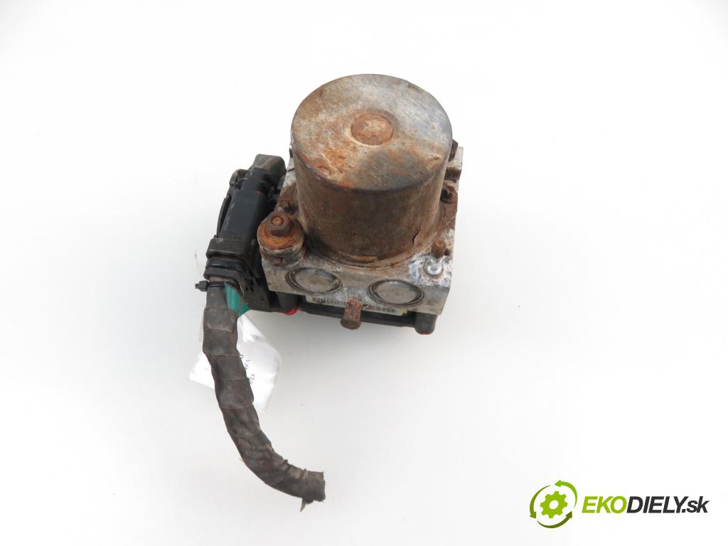 HYUNDAI i30 (FD) HB 2008 1396,00 Sterowniki ABS 1396,00 Pumpa ABS 0265800639; 0265231956; 589202L300 (Pumpy ABS)