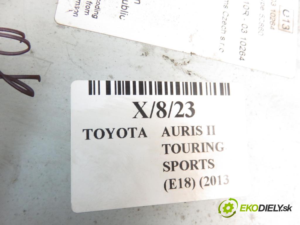 TOYOTA AURIS TOURING SPORTS (_E18_) KOMBI 2014 1364,00 Radioodtwarzacze 1364,00 RADIO CD 861202880