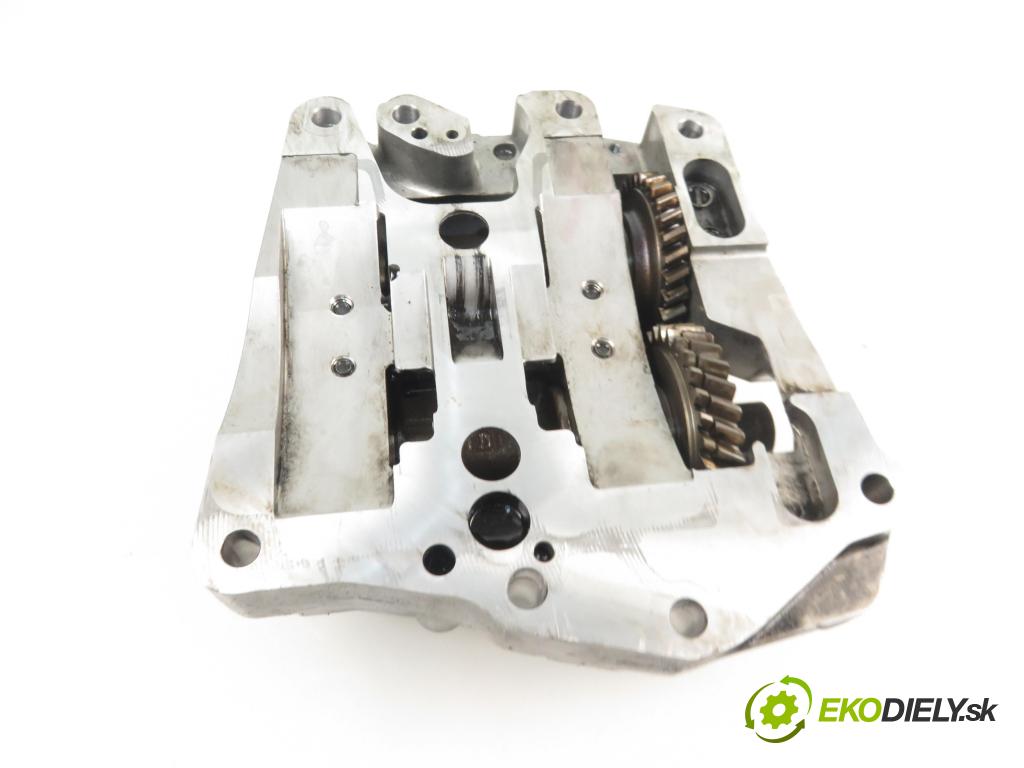 TOYOTA AVENSIS Kombi (_T25_) KOMBI 2006 2231,00 Pompy oleju 2231,00 pumpa oleje (Olejové pumpy)