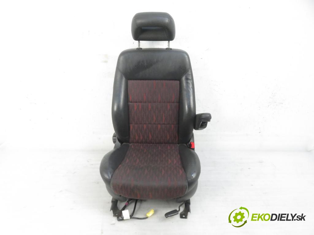 FORD GALAXY (WGR) VAN 2001 1896,00 Fotele, kanapy 1896,00 Sedadlo CESTUJÚCI/PP 