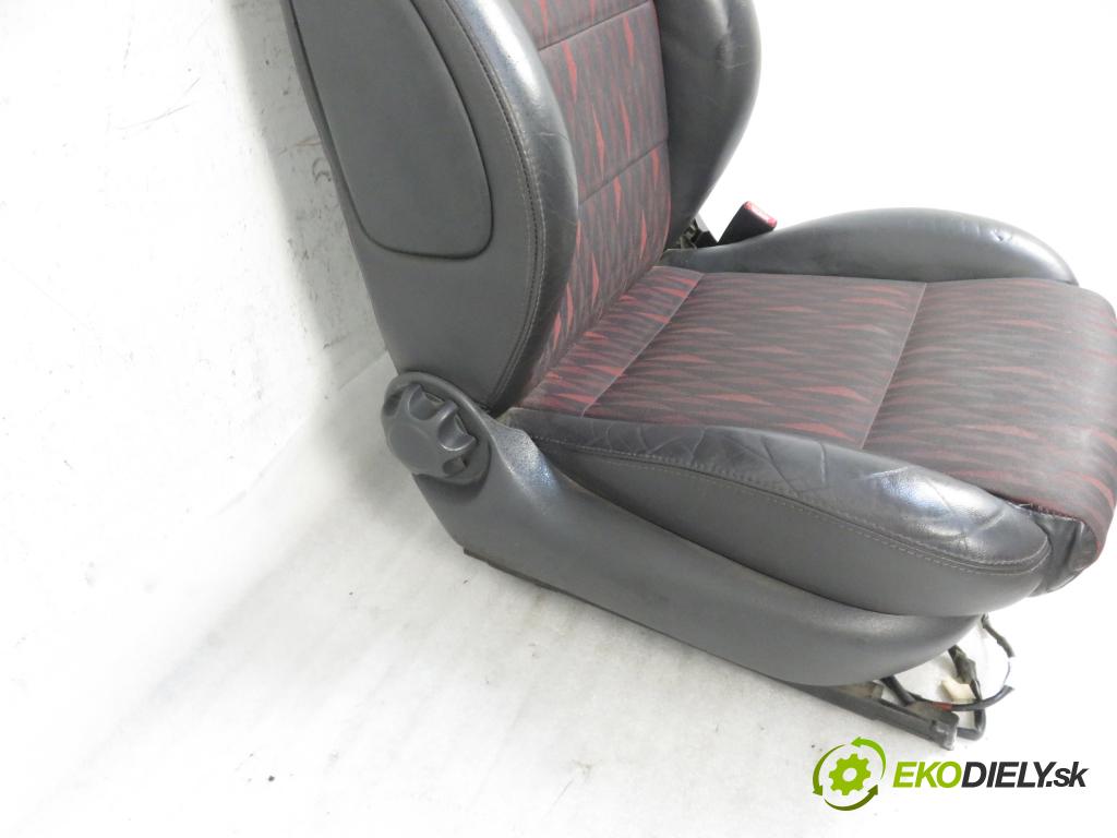FORD GALAXY (WGR) VAN 2001 1896,00 Fotele, kanapy 1896,00 Sedadlo CESTUJÚCI/PP