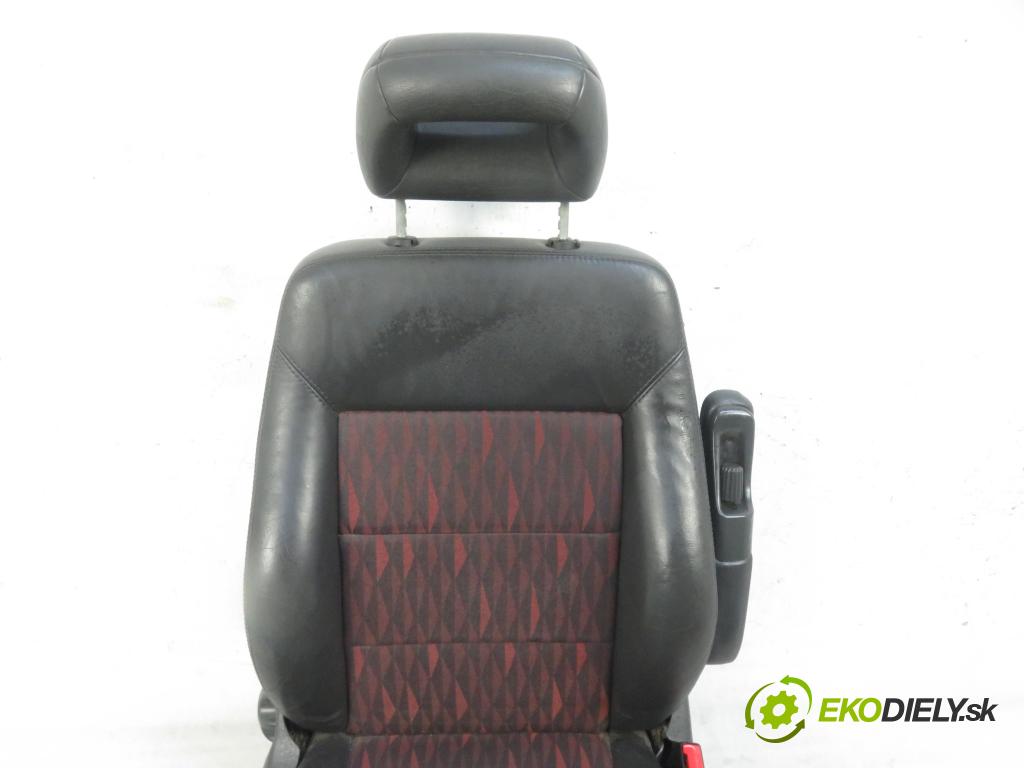 FORD GALAXY (WGR) VAN 2001 1896,00 Fotele, kanapy 1896,00 Sedadlo CESTUJÚCI/PP