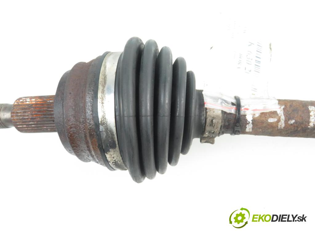 VW BORA (1J2) SEDAN 1999 1781,00 Półosie 1781,00 Poloos pravé zadné