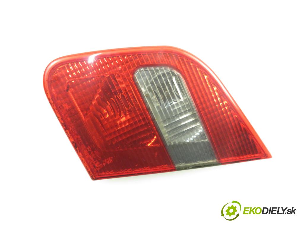 MITSUBISHI CARISMA (DA_) LIFTBACK 1999 1834,00 Lampy tylne 1834,00 Svetlo pravé zadné kufor