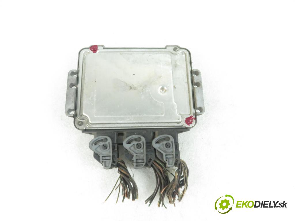 RENAULT SCENIC II (JM0/1_) VAN 2003 1870,00 Sterowniki silnika 1870,00 Riadiaca jednotka Motor 0281011275; 6200305678