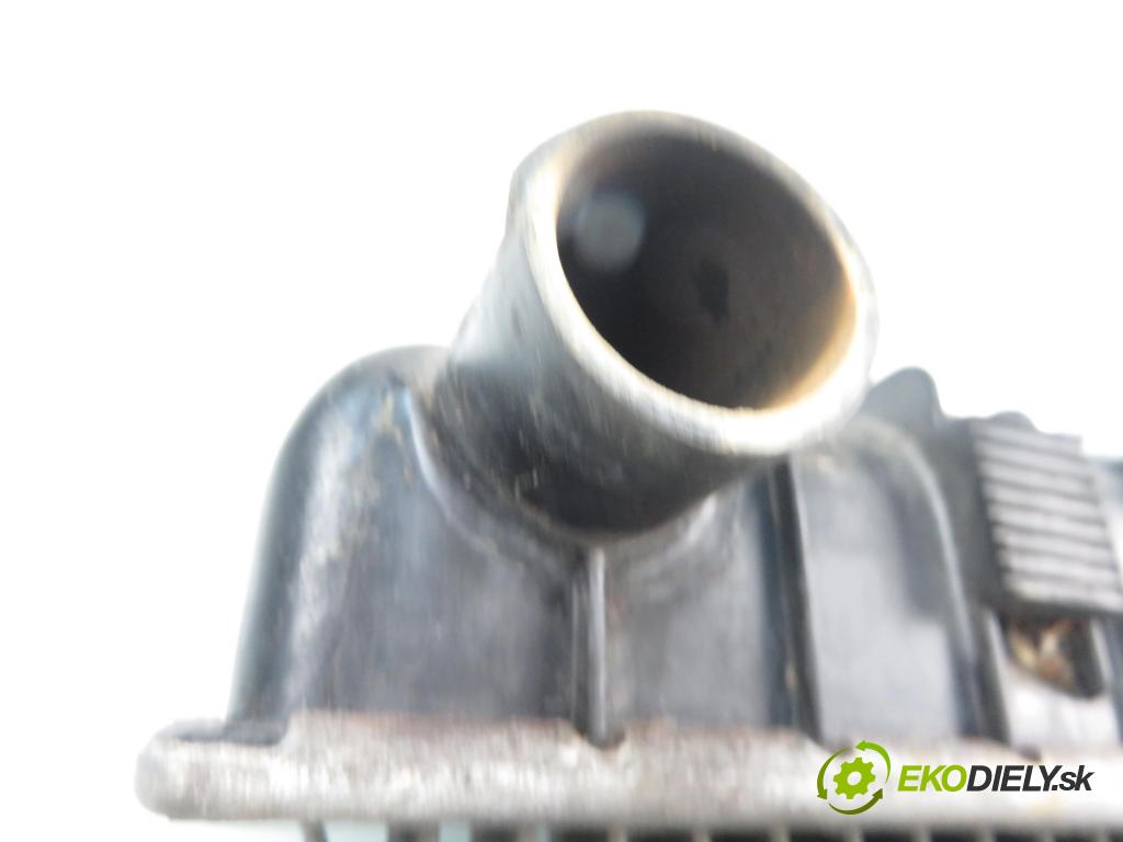 OPEL OMEGA A (16_, 17_, 19_) SEDAN 1991 1796,00 Chłodnice wody 1796,00 chladič vody 3090317