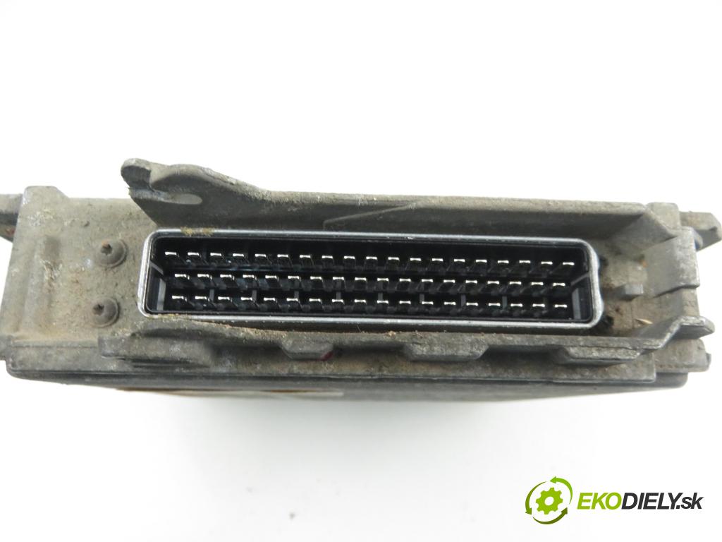LAND ROVER FREELANDER (L314) SUV 2001 1994,00 Sterowniki silnika 1994,00 Riadiaca jednotka Motor 0281001420