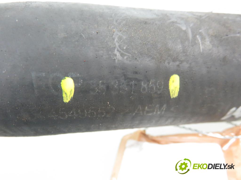 OPEL MERIVA A nadwozie wielkoprzestrzenne (MPV) (X03) MINIVAN 2005 1686,00 Przewody chłodnic powietrza 1686,00 Rúra intercoolera turba 55351859