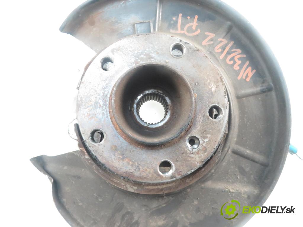 BMW X5 (E53) SUV 2002 135,00 3.0 d 184 - M57 D30 (306D1) 2926,00 náboj pravé zadné ABS