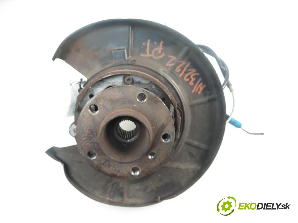 BMW X5 (E53) SUV 2002 135,00 3.0 d 184 - M57 D30 (306D1) 2926,00 náboj pravé zadné ABS