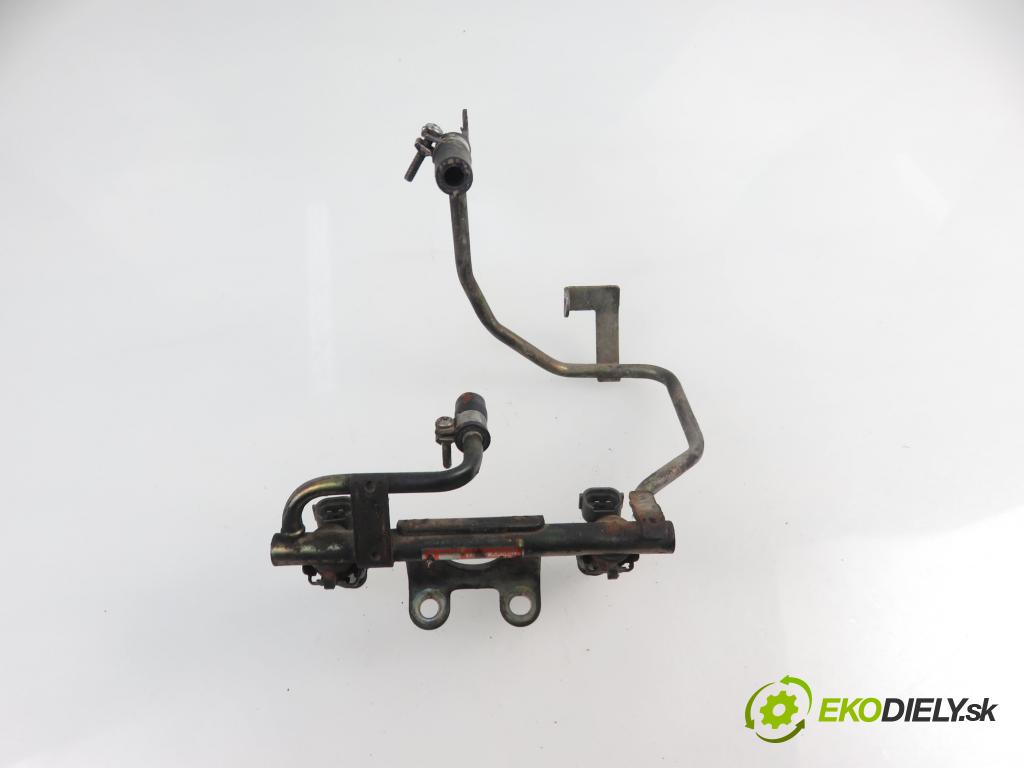 SUBARU IMPREZA kombi (GG) KOMBI 2001 1994,00 Listwy wtryskowe 1994,00 Lišta vstrekovacia 17523AA560; FBLC100 (Vstrekovacie lišty)