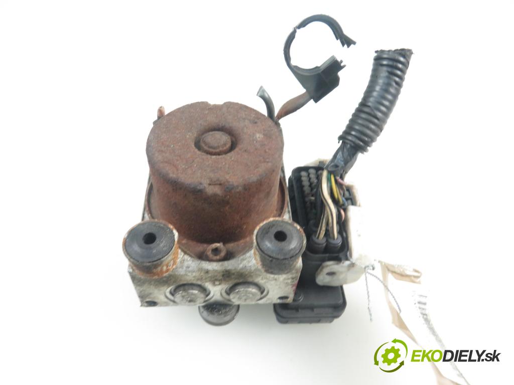 TOYOTA YARIS VERSO (_P2_) MINIVAN 2000 1299,00 Sterowniki ABS 1299,00 Pumpa ABS 8954152110 (Pumpy ABS)