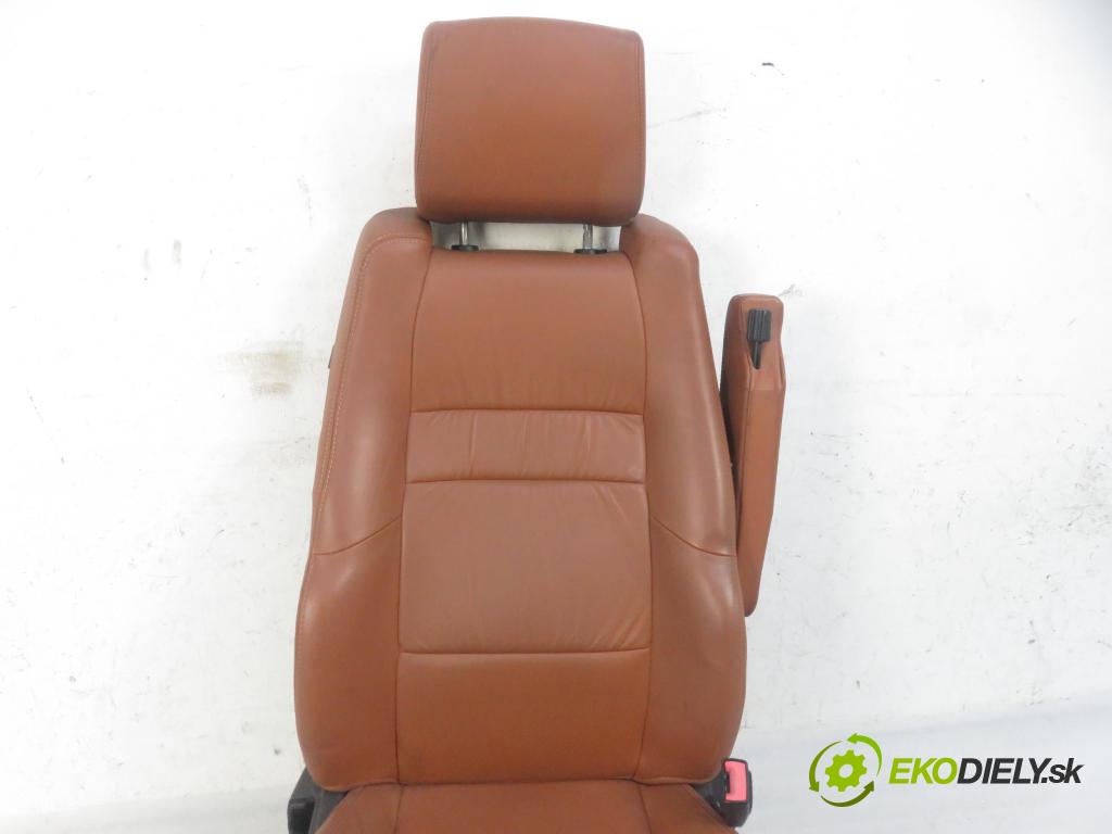 LAND ROVER RANGE ROVER SPORT (L320) SUV 2009 2720,00 Fotele, kanapy 2720,00 Sedadlá, sedačky