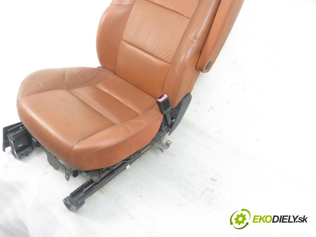 LAND ROVER RANGE ROVER SPORT (L320) SUV 2009 2720,00 Fotele, kanapy 2720,00 Sedadlá, sedačky