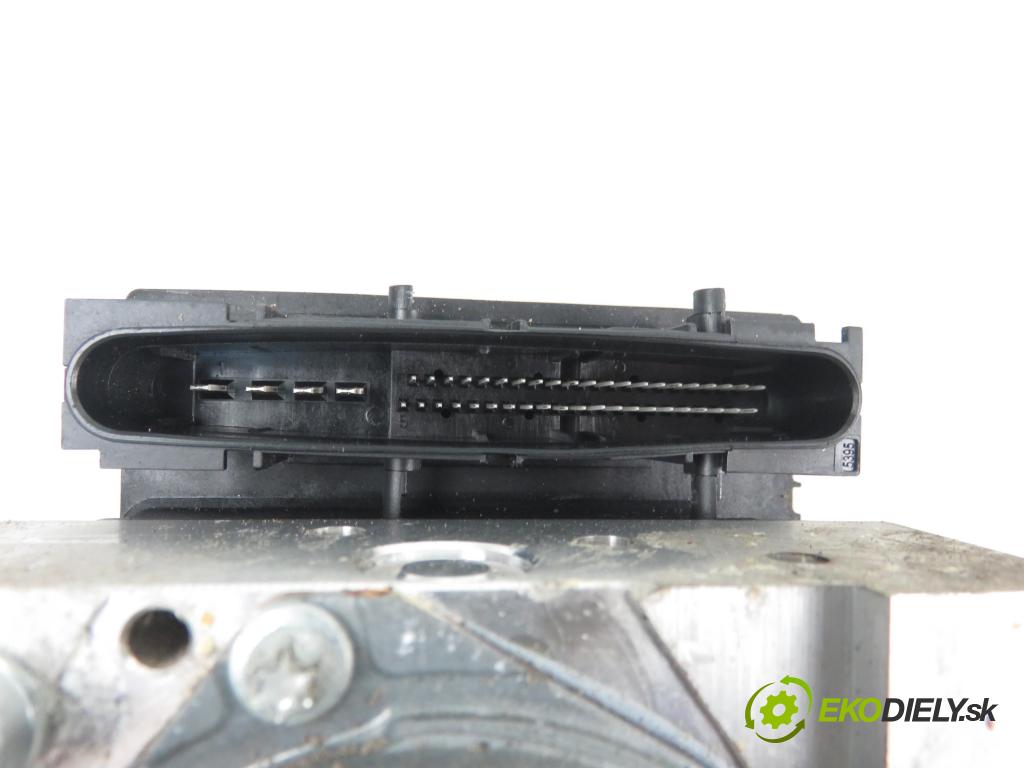 LAND ROVER RANGE ROVER SPORT (L320) SUV 2009 2720,00 Sterowniki ABS 2720,00 Pumpa ABS 0265950472; 0265235020; 7H422C405AE (Pumpy ABS)