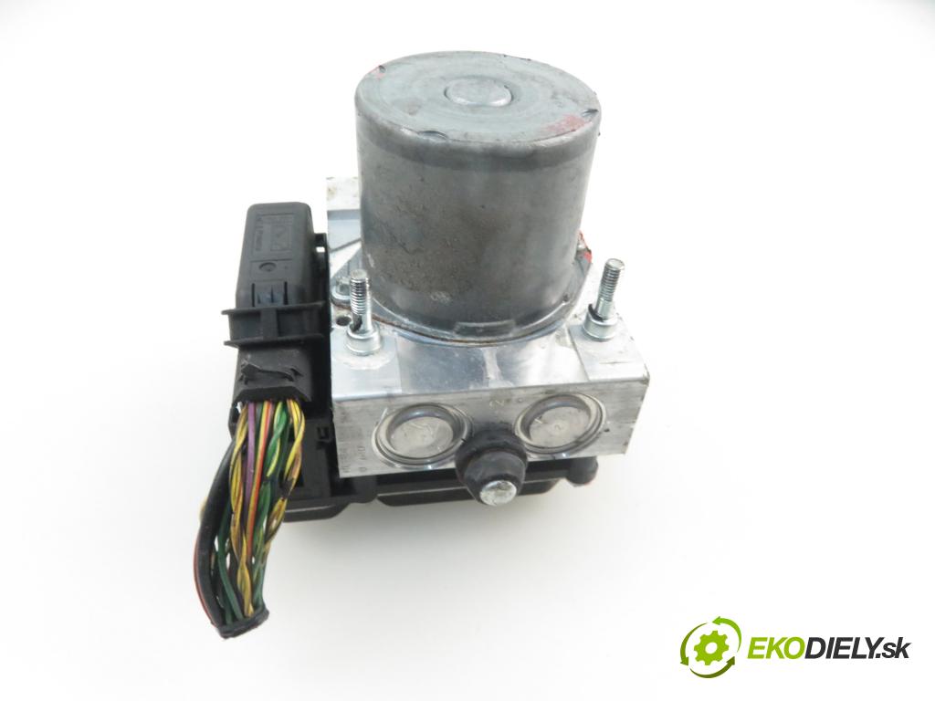 LAND ROVER RANGE ROVER SPORT (L320) SUV 2009 2720,00 Sterowniki ABS 2720,00 Pumpa ABS 0265950472; 0265235020; 7H422C405AE (Pumpy ABS)