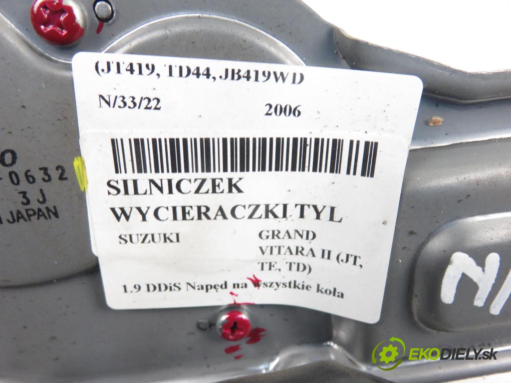 SUZUKI GRAND VITARA II (JT, TE, TD) SUV 2006 1870,00 Silniki wycieraczek 1870,00 Motorček stierače ZADNÉ: 2596000632
