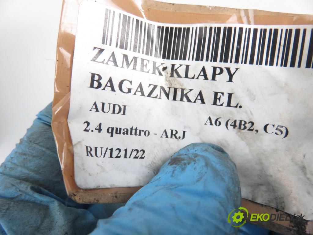 AUDI A6 (4B2, C5) SEDAN 1999 2393,00 Zamki 2393,00 zámok dveří kufr EL. 4B5827505B